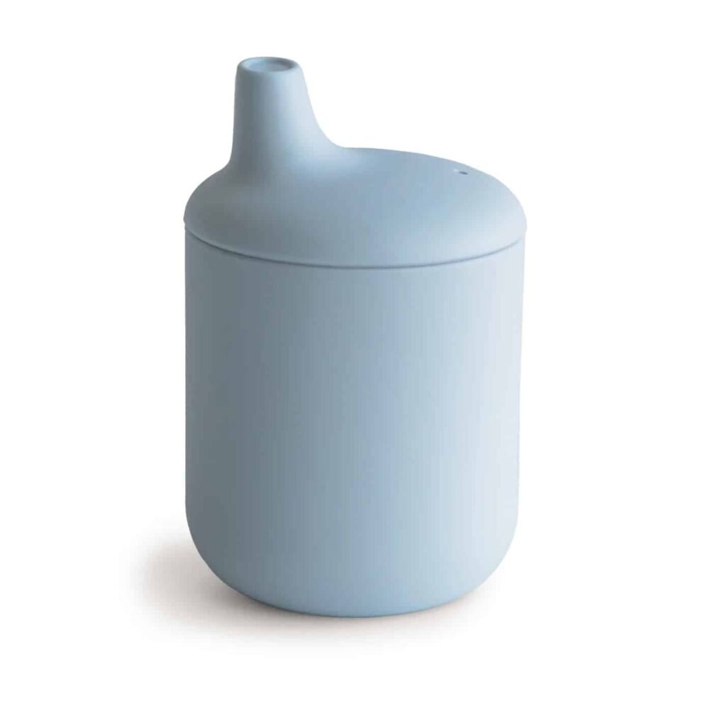 Coppa da allenamento Mushie, colore azzurro polvere (immagine principale)