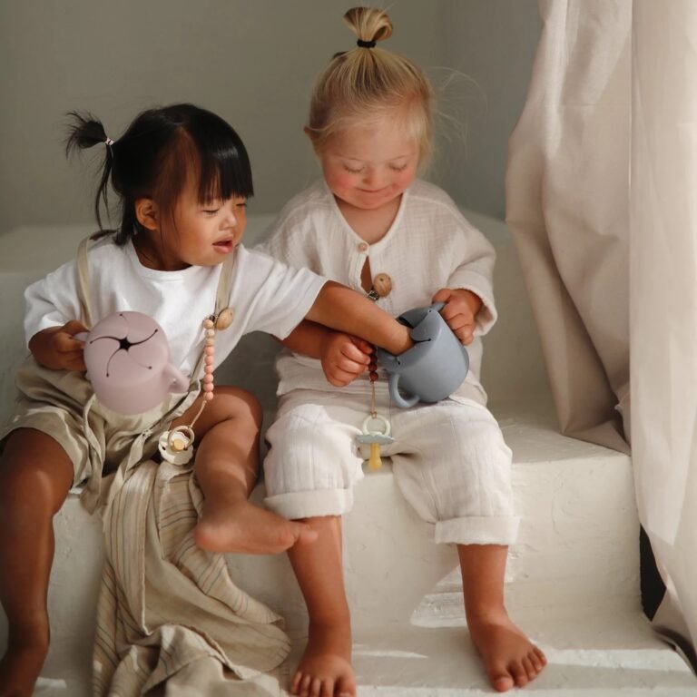 Mushie Snack Becher Powder Blue Zusatzbild-1