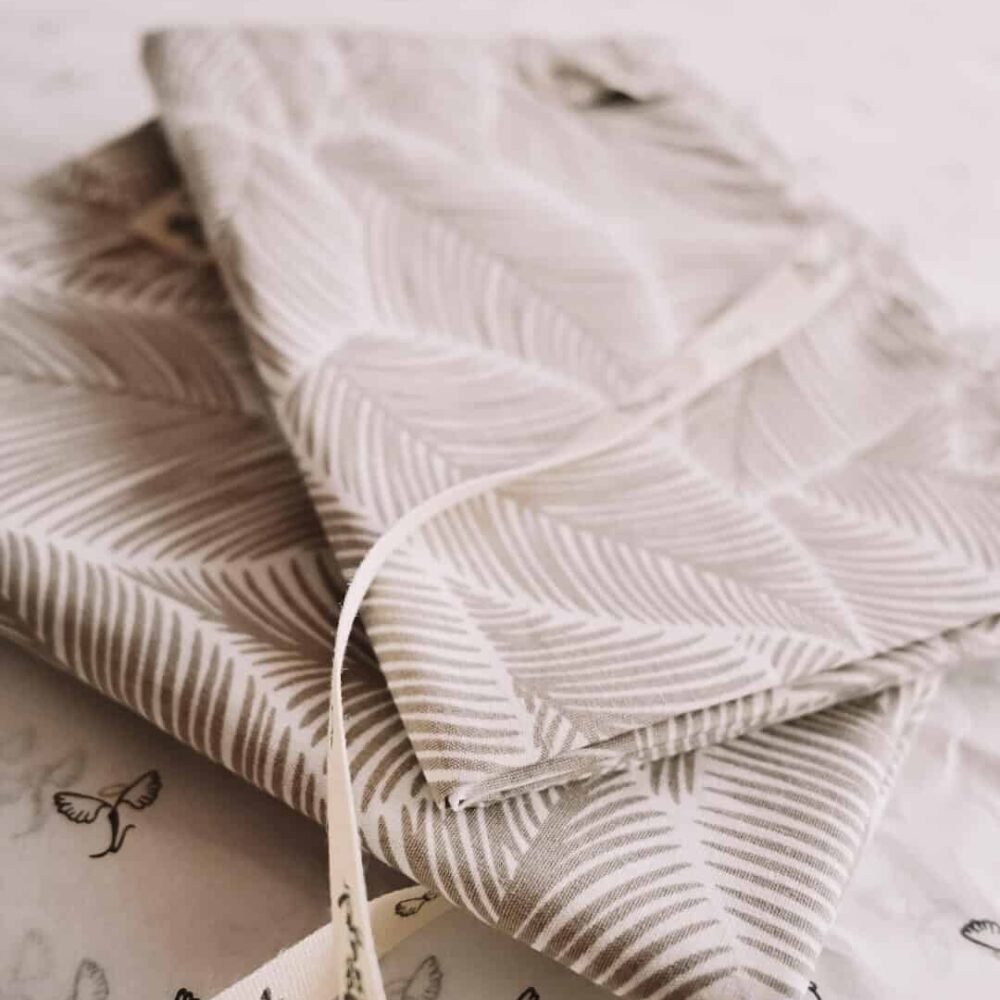 The Angel - Set di 2 lenzuola per lettino per bambini - Calmo Immagine principale