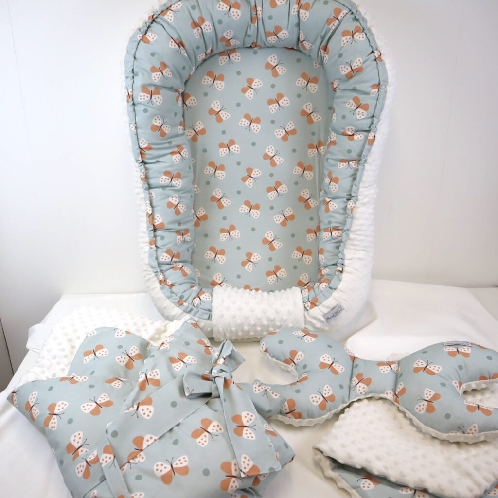 Baby nest complete 4-piece set Butterflies (main image)