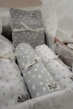 Gift Box 8-piece Set Tiny Dots Additional Image-1