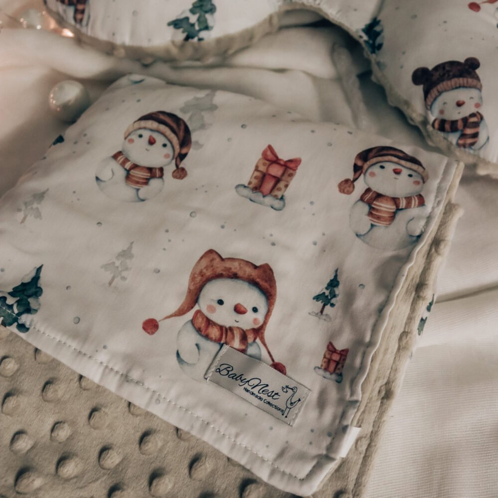 Set composto da morbida coperta e cuscino | Cotone di alta qualità | Beige Pupazzo di neve Immagine aggiuntiva-1