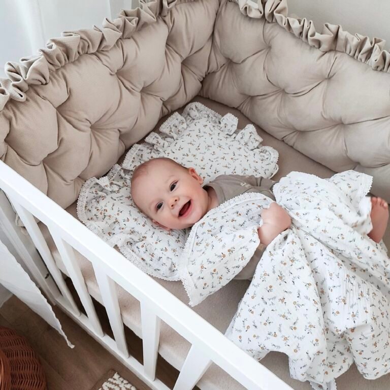 Bettumrandung Samt Glam Beige 210 cm Hauptbild