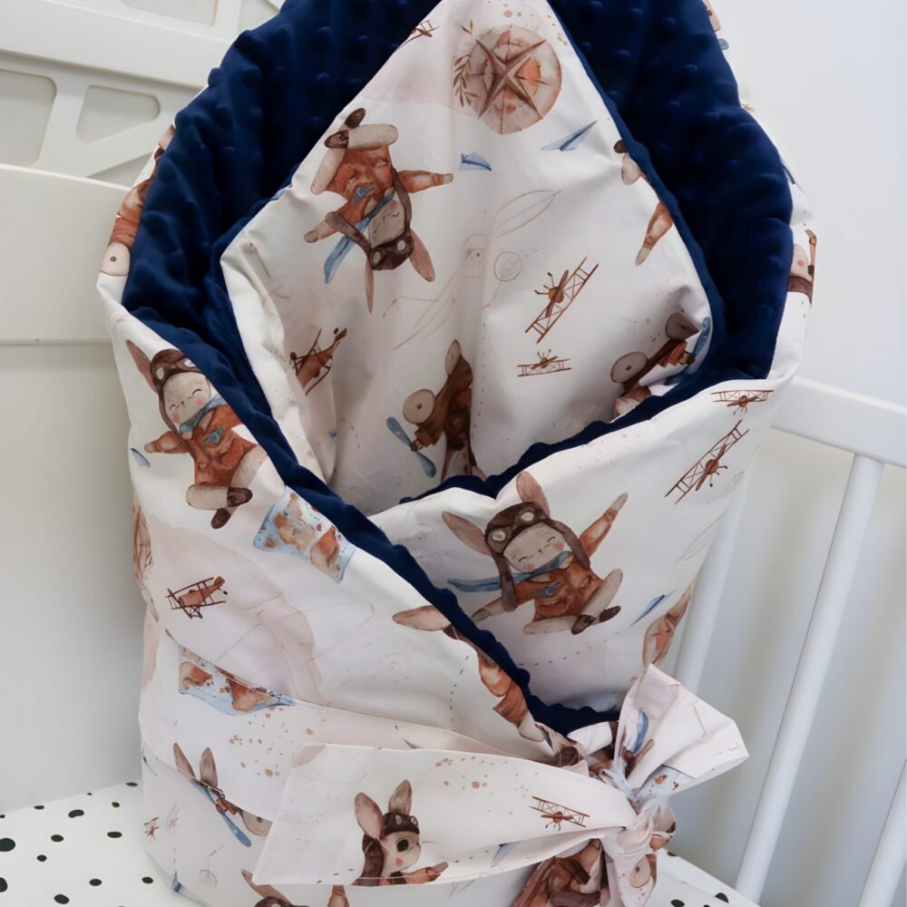 Nid pour bébé 4 pièces Premium, motif « Envol », bleu marine. Image supplémentaire 1