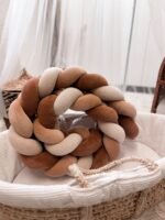 Letto in velluto di serpente, tonalità naturali, immagine principale