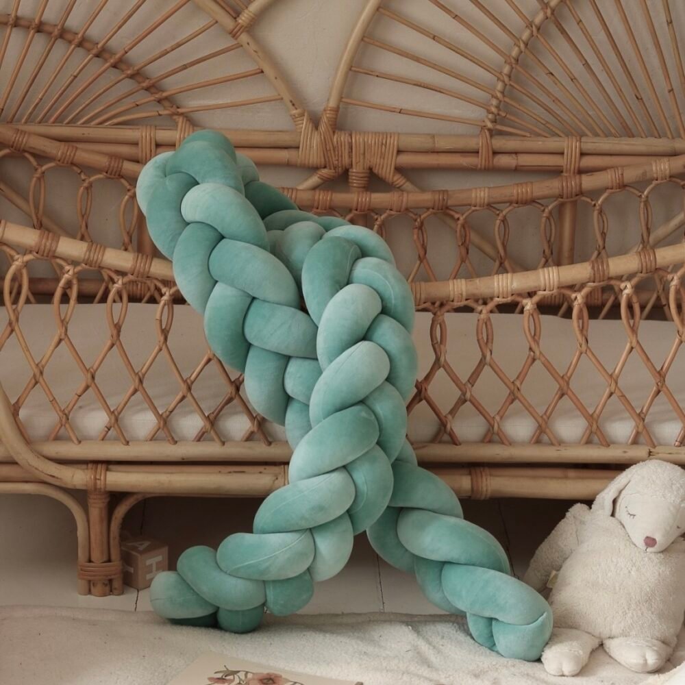 Serpente da letto in velluto, color verde acqua. Immagine aggiuntiva 1.