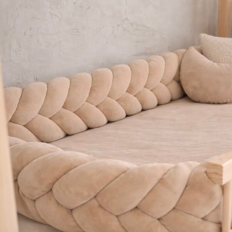 Bettschlange Klos aus Velours - geflochten Beige Zusatzbild-1