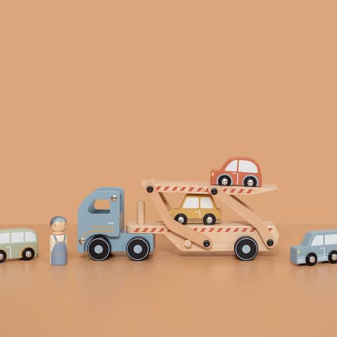 Little Dutch wooden car transporter FSC Additional image 1