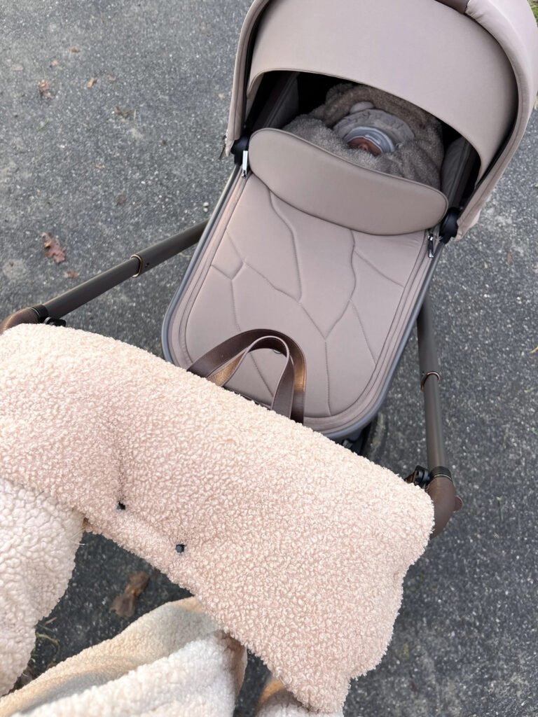Handwärmer Kinderwagen aus Alpaka-Bouclé –Beige Zusatzbild-1