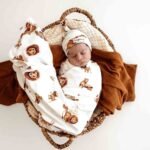 Lion Organic Jersey Wrap & Beanie Set Hauptbild
