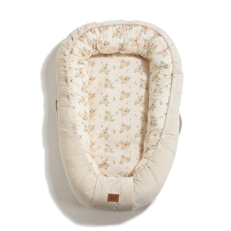 La Millou Babynest Velvet English Garden Hauptbild
