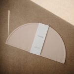 Mushie Silikon Tischset Blush – Bild 2