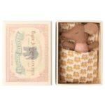 Sleepy wakey Baby Mouse - Rose