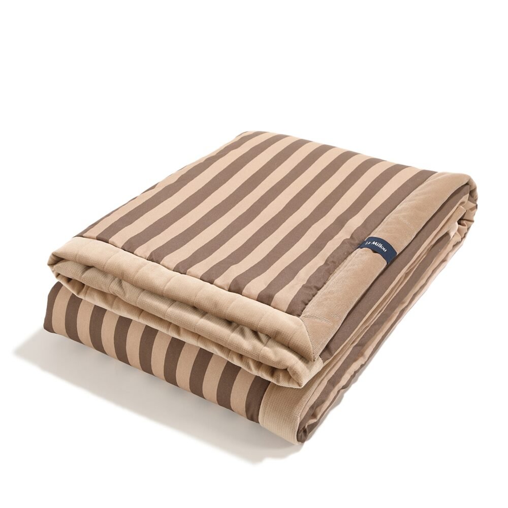 Warm Velvet Stripes Brown Blanket - XL - 140 x 200 cm Main Image